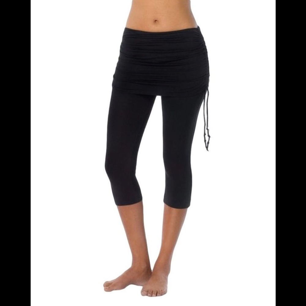 Black Women's Leggings with Skirt Overlay